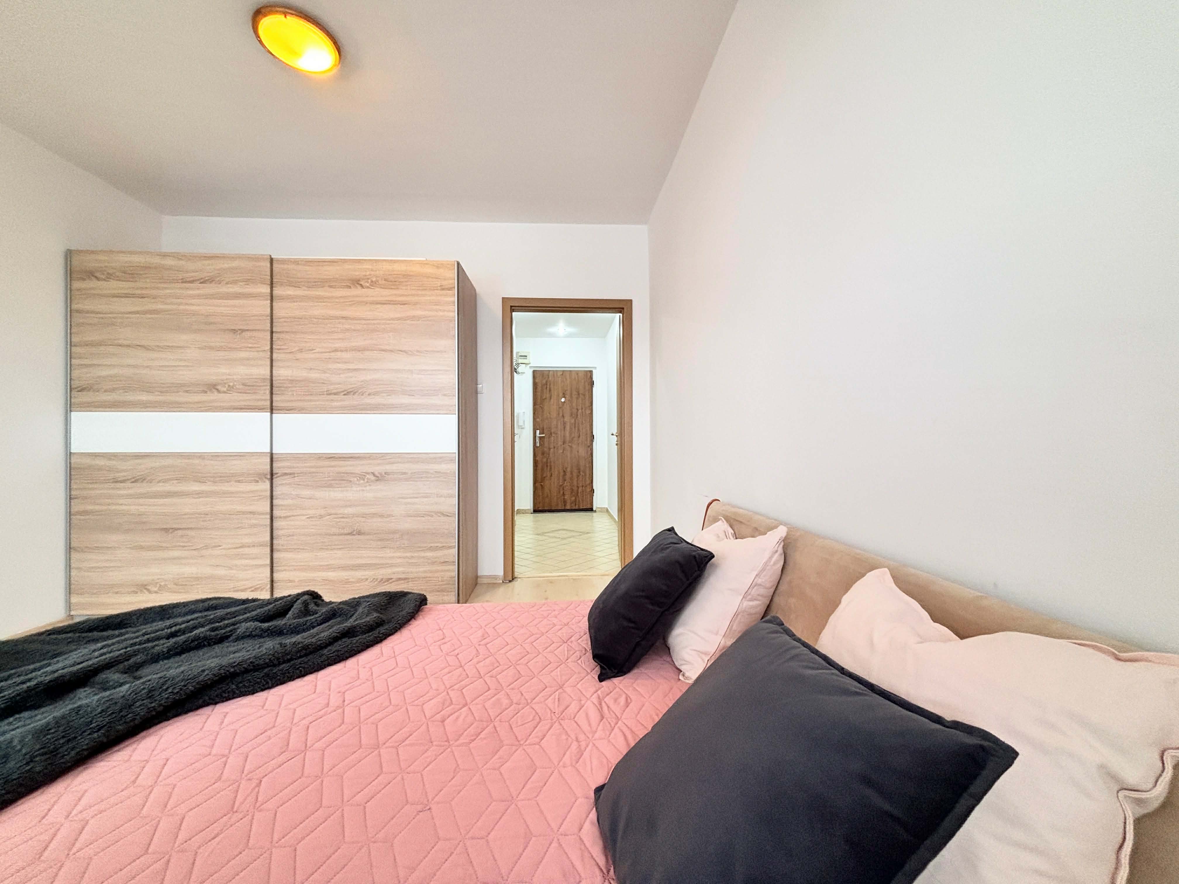 REZERVOVANÉ - 2-izbový byt | Družba – Trnava | 49 m² | 2 lodžie